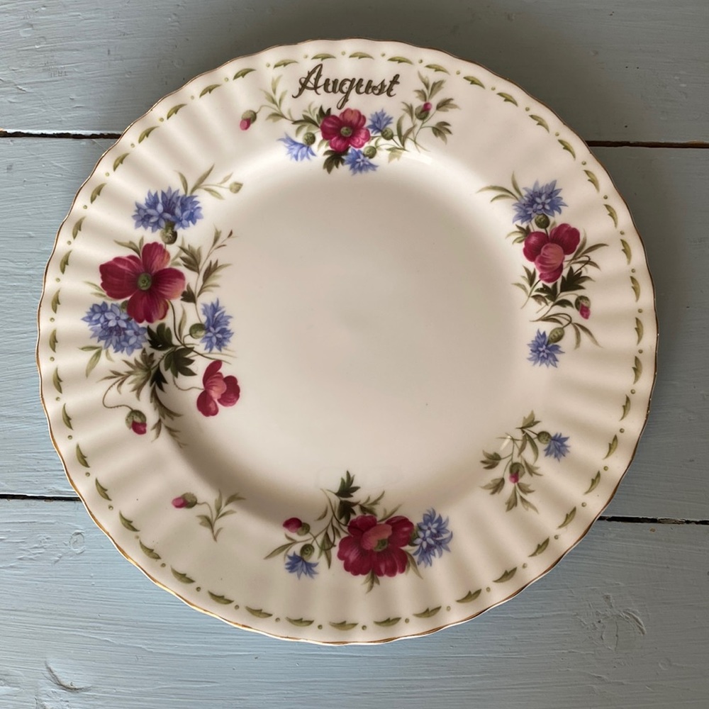 Vintage Royal Albert English Bone China Flower of the Month August Salad Plate